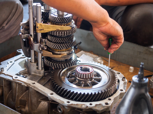 Signs That Your Transmission Needs Repairs